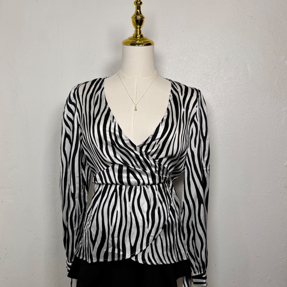 miss kelly 1999 white black zebra blouse long sleeve babydoll coquette y2k chic